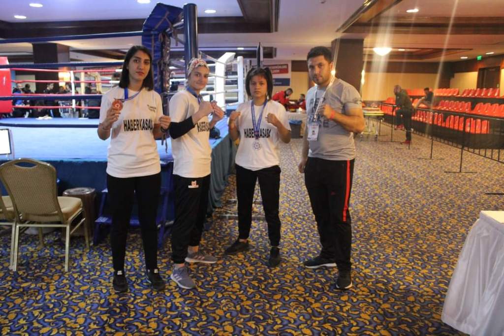 Türkiye Açık Kick Boks Turnuvasını 7 MADALYA ile&nbsp;tamamladık.