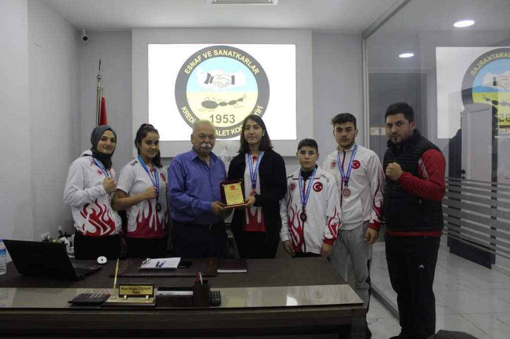 Esnaf ve Sanatkarlar Odası Başkanı Hasan Hüseyin Coşkun’u&nbsp;ziyaret